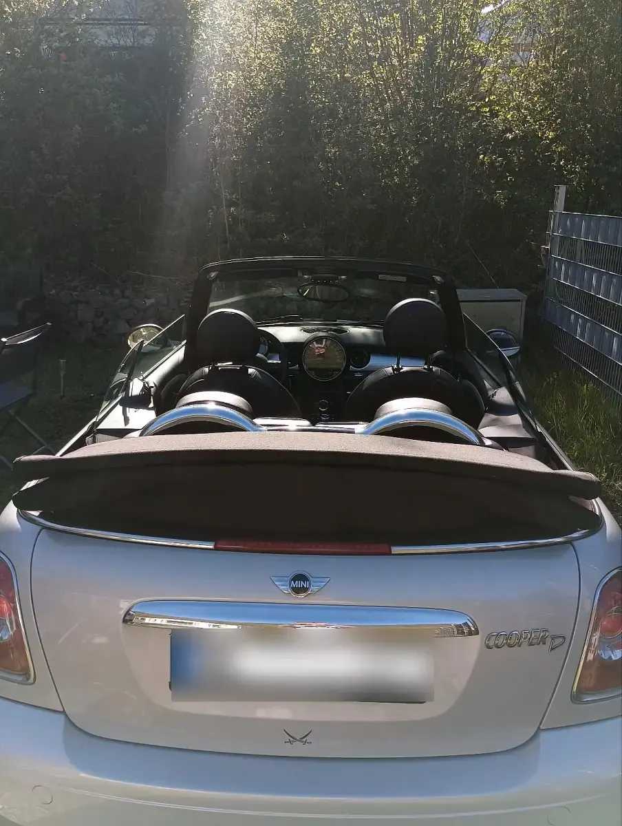 Gebraucht Mini Cooper Cabriolet 111 PS (81 kW) 2015 Weiß Cabrio
