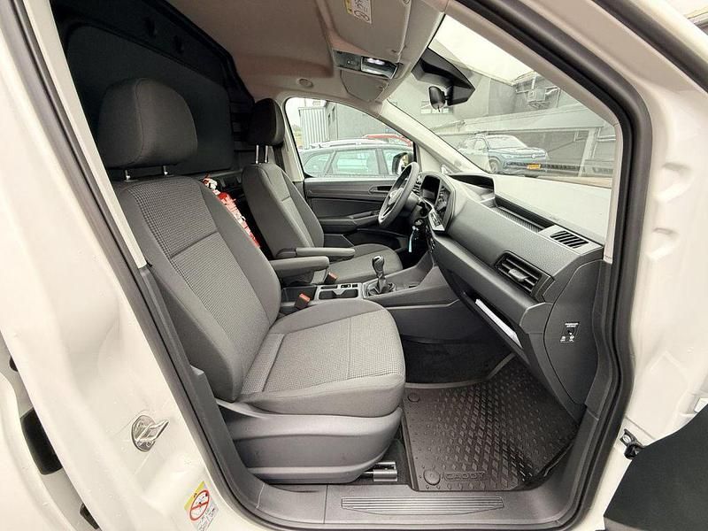 Gebraucht VW Caddy 116 PS (85 kW) 2025 Weiß (candyweiß) Van / Kleinbus