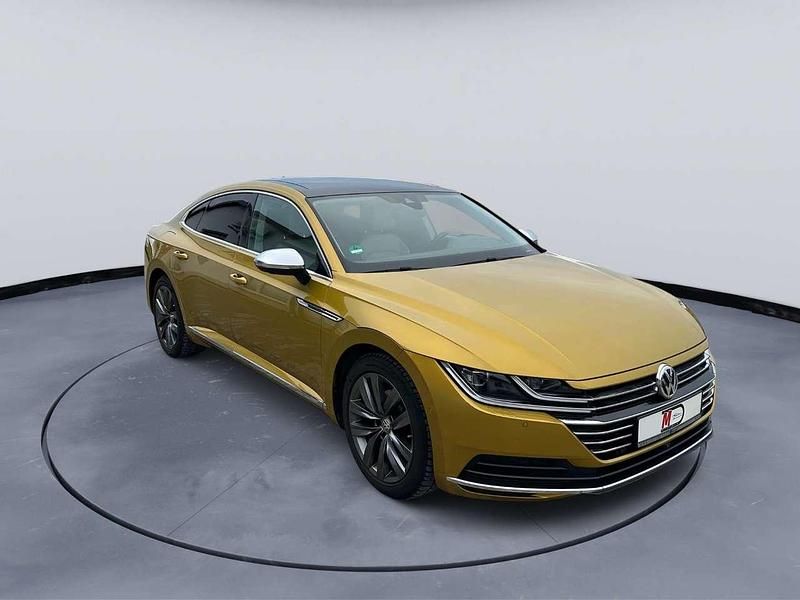 Gebraucht VW Arteon Elegance 239 PS (175 kW) 2017 Kurkumagelb metallic Kleinwagen