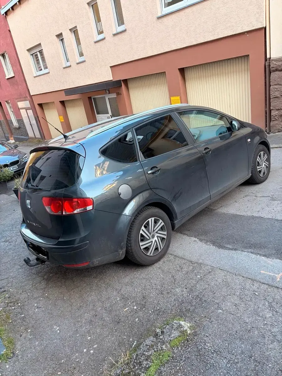 Gebraucht Seat Altea 160 PS (117 kW) 2009 Grau SUV