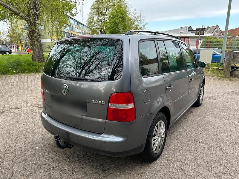 Gebraucht VW Touran 150 PS (110 kW) 2005 Grau Van / Kleinbus