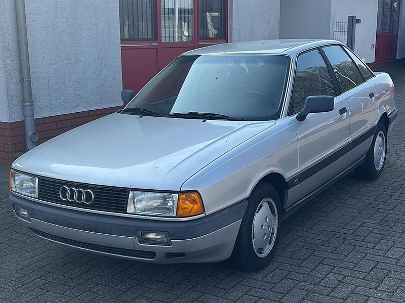 Second-hand Audi 80 69 CP (50 kW) 1991 Argintiu Berlinǎ