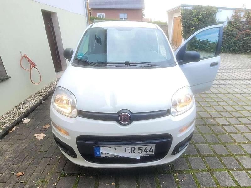 Weiß Gebraucht 2013 Fiat Panda More Kleinwagen | 3.500 € (Superpreis) - Bild 1/4