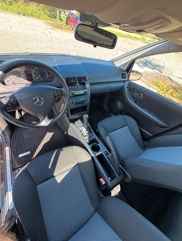 Schwarz Gebraucht 2006 Mercedes A150 Kleinwagen | 1.400 € (Guter Preis) - Bild 1/4