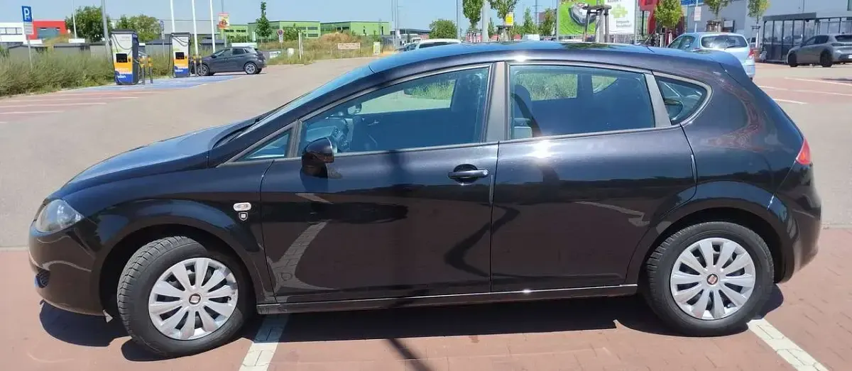Gebraucht Seat Leon Comfort 102 PS (75 kW) 2008 Schwarz Kleinwagen