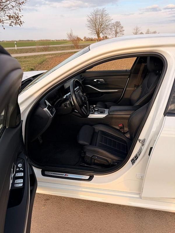 Używany BMW M340 Shadowline 340 KM (250 kW) 2021 Biały Sedan/Limuzyna