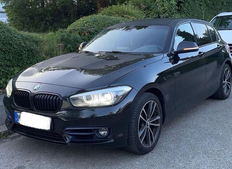 Schwarz Gebraucht 2018 BMW 120 Sport Line Kleinwagen | 16.900 € (Fairer Preis) - Bild 1/4