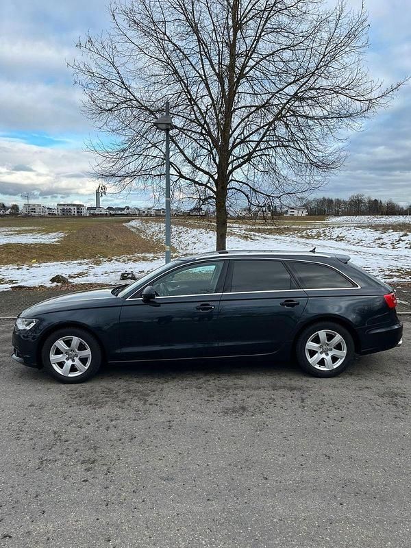 Gebraucht Audi A6 177 PS (130 kW) 2013 Schwarz Kombi