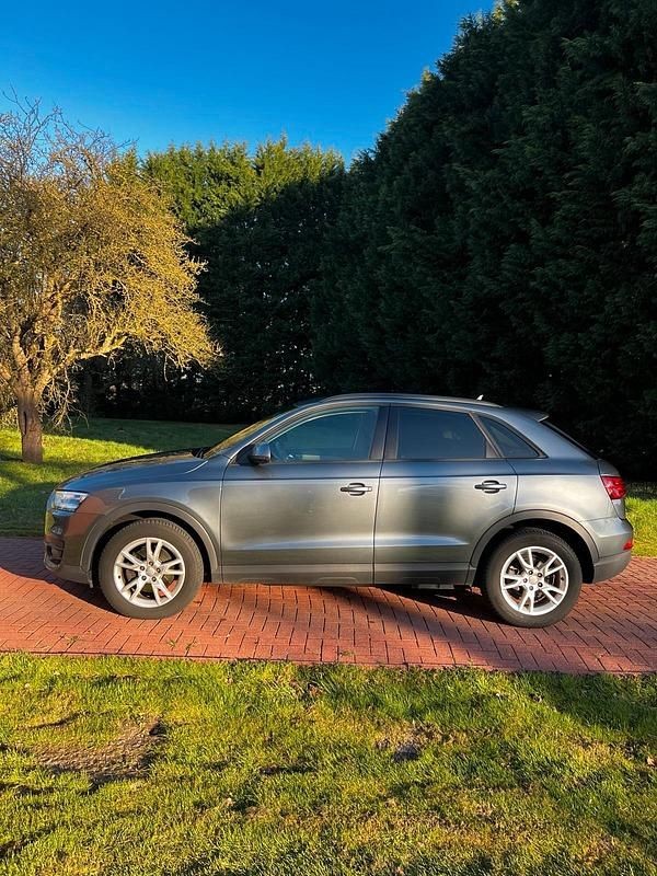 Usata Audi Q3 140 CV (102 kW) 2013 Grigio SUV