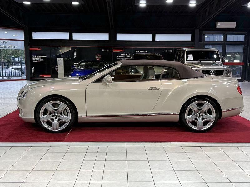 Gebraucht Bentley Continental GT Convertible 575 PS (422 kW) 2012 Gold Cabrio