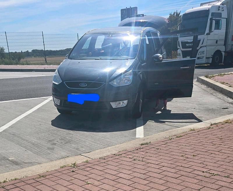 Gebraucht 2009 Ford Galaxy Van / Kleinbus | 3.200 € (Guter Preis) - Bild 1/4