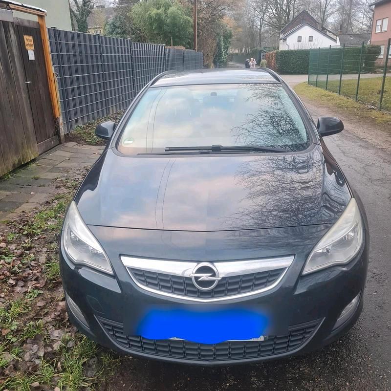 Gebraucht Opel Astra 100 PS (73 kW) 2012 Schwarz Kombi