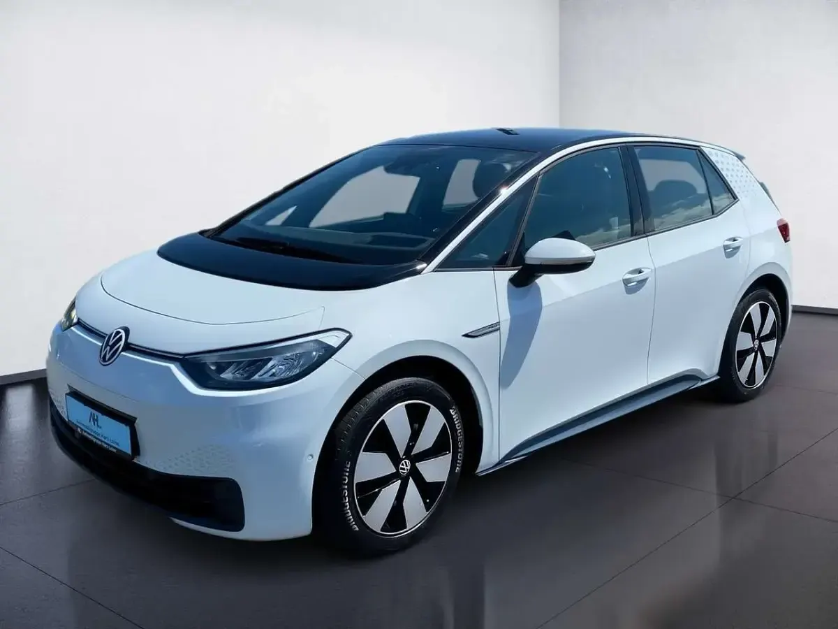 Używany VW ID.3 Pro Performance 150 kW (204 KM) 2023 Biały Hatchback