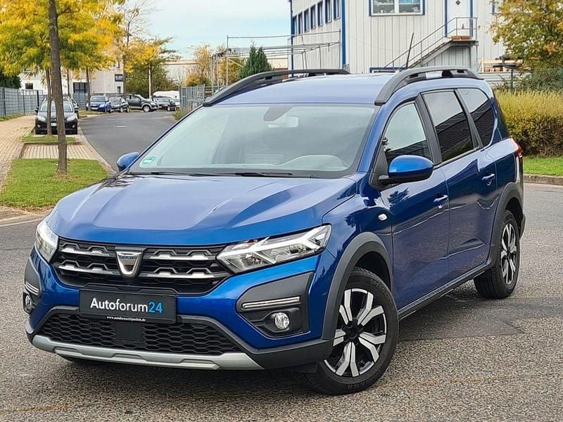 Blau Gebraucht 2022 Dacia Jogger Comfort Van / Kleinbus | 11.899 € (Superpreis) - Bild 1/4