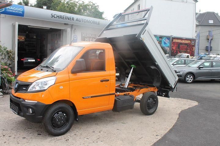 Gebraucht Piaggio Porter 106 PS (77 kW) 2022 Orange SUV