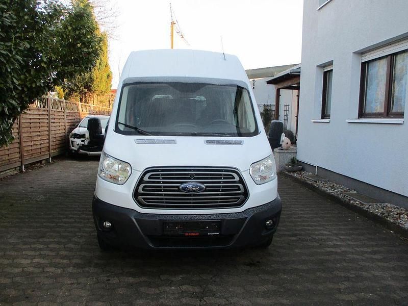 Gebraucht Ford Transit Trend 125 PS (91 kW) 2015 Weiß Kombi