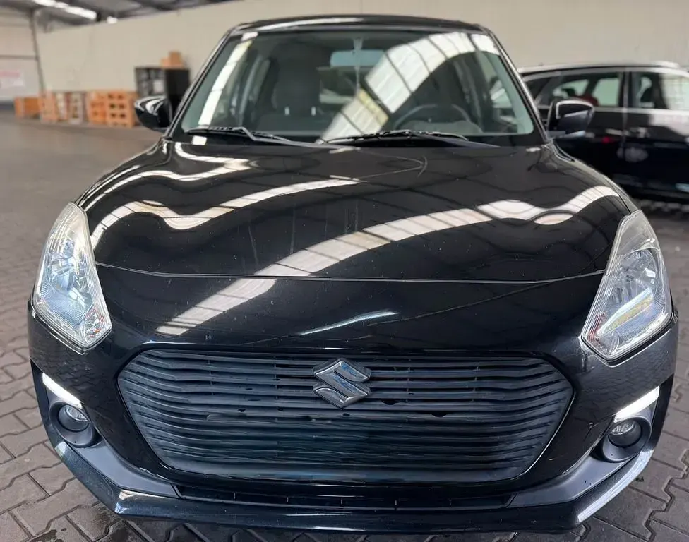 Occasion Suzuki Swift Basic 90 ch (66 kW) 2017 Noir Citadine