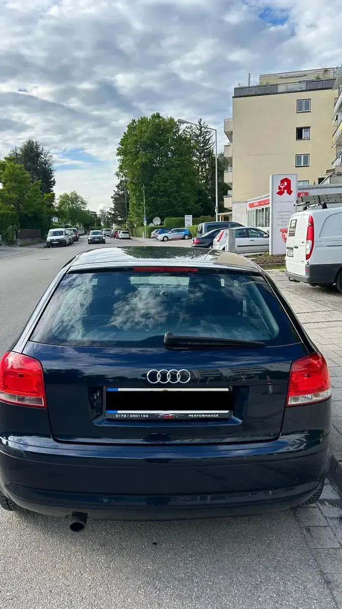 Gebraucht Audi A3 102 PS (75 kW) 2007 Blau Kleinwagen