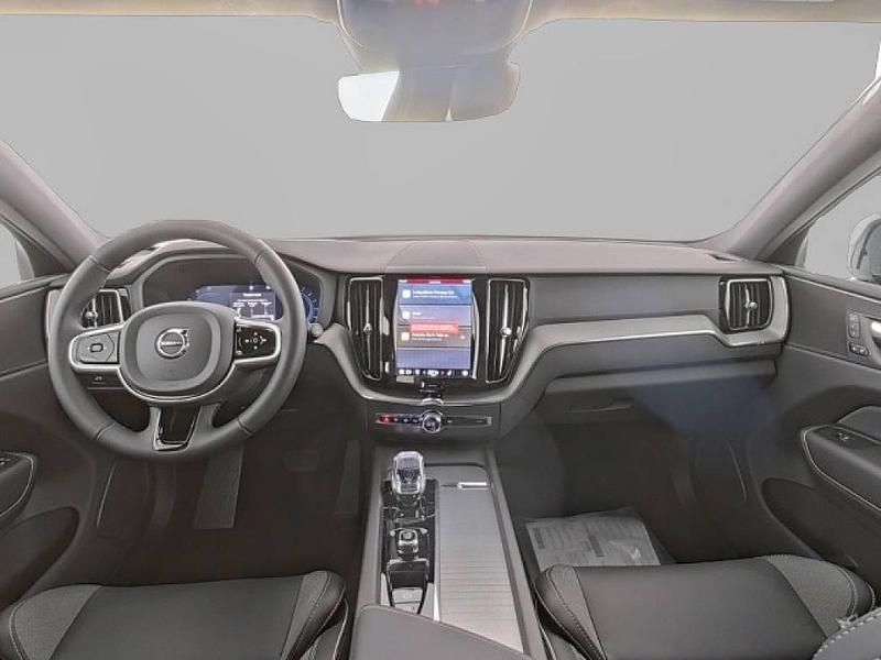 Gebraucht Volvo XC60 Plus 250 PS (183 kW) 2025 Schwarz SUV