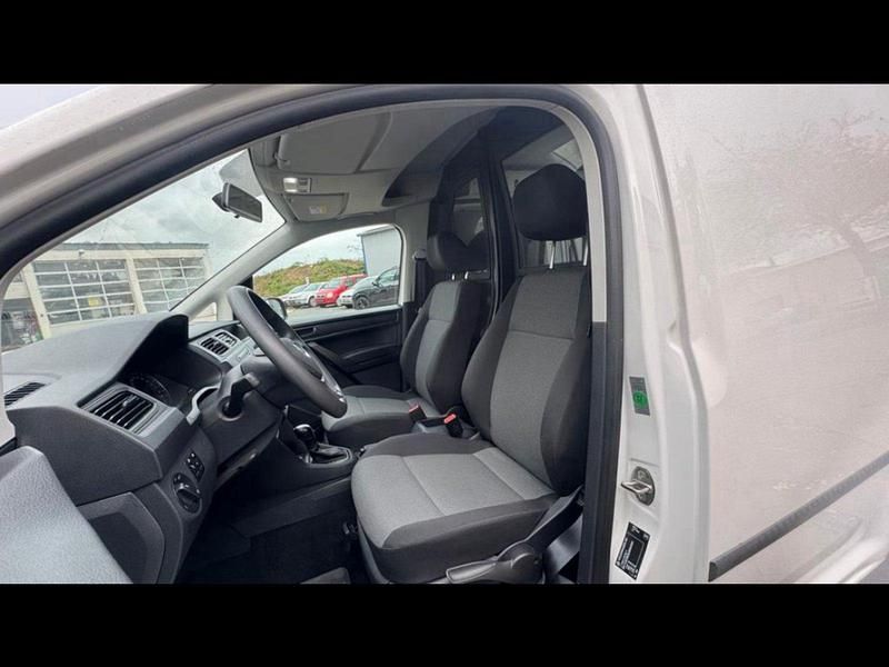 Gebraucht VW Caddy 102 PS (75 kW) 2020 Weiß Van / Kleinbus
