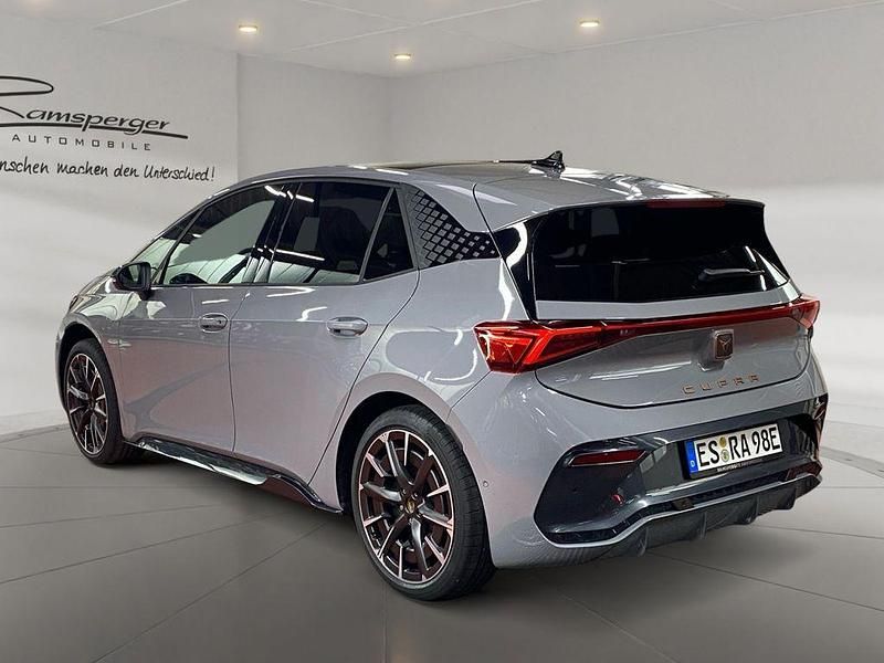 Gebraucht Cupra Born 169 kW (231 PS) 2024 Grau (vapor grey) Kleinwagen