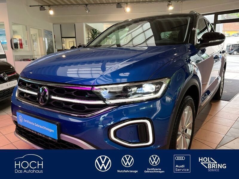 Blau Gebraucht 2022 VW T-Roc Style SUV | 29.400 € (Etwas zu teuer) - Bild 1/4