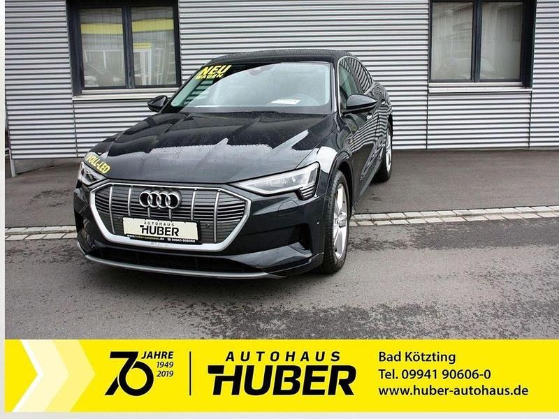 Grau Gebraucht 2022 Audi e-tron Sportback Advanced Plus SUV | 49.999 € - Bild 1/4
