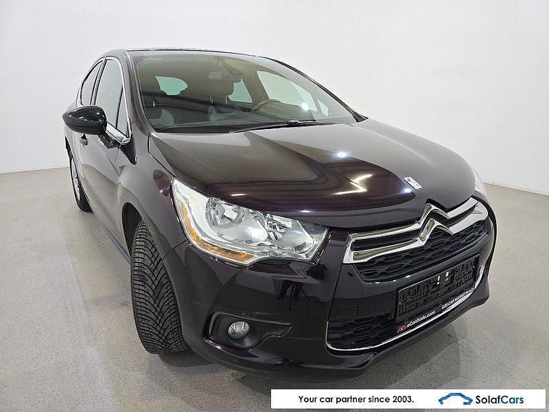 Gebraucht Citroën DS4 116 PS (85 kW) 2015 Violett Kleinwagen