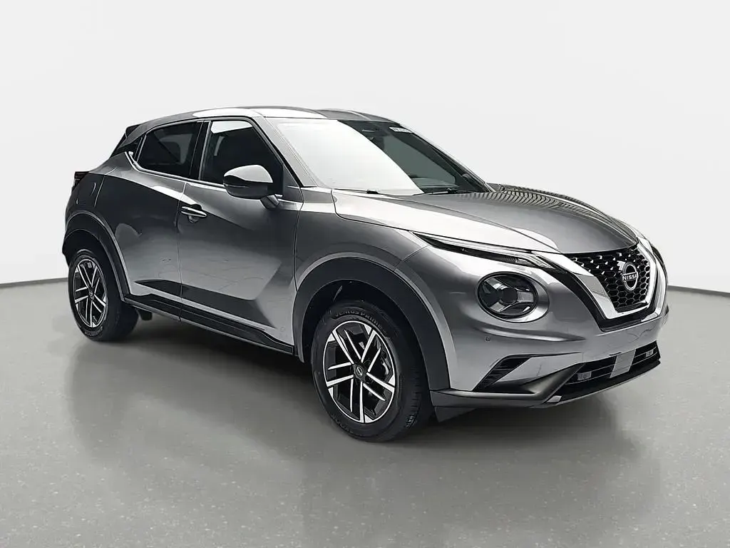 Neu Nissan Juke N-Connecta 114 PS (83 kW) 2026 Grau SUV