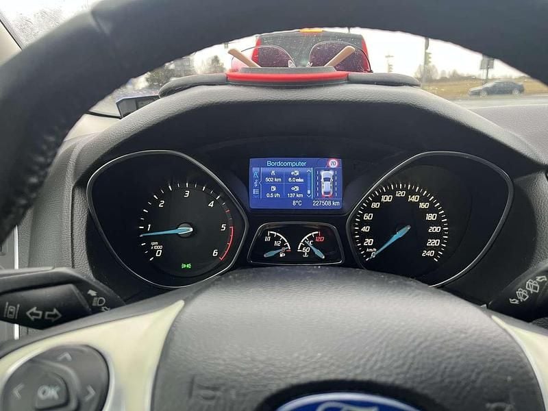 Gebraucht Ford Focus SYNC Edition 105 PS (77 kW) 2013 Braun Kombi