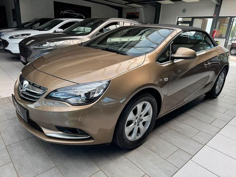 Gold Gebraucht 2014 Opel Cascada Edition Cabrio | 10.900 € (Guter Preis) - Bild 1/4
