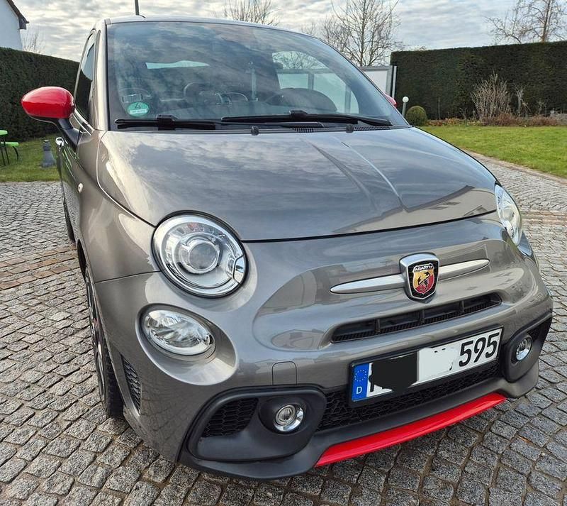 Gebraucht Abarth 595 Turismo 165 PS (121 kW) 2019 Grau Kleinwagen