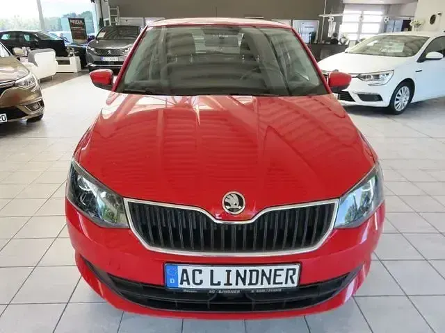 Gebraucht Skoda Fabia Ambition 131 PS (96 kW) 2016 Rot Kleinwagen