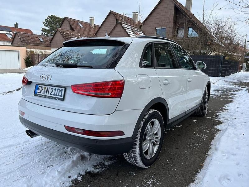 Gebraucht Audi Q3 Basis 150 PS (110 kW) 2016 Weiß SUV