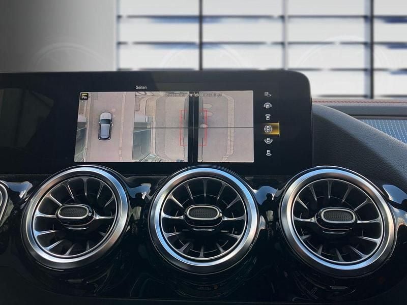 Gebraucht Mercedes EQA350 AMG 214 kW (292 PS) 2024 Grau SUV