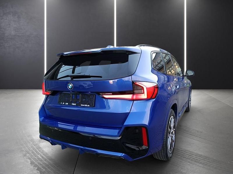 Gebraucht BMW X1 Performance 163 PS (119 kW) 2024 Portimao blau metallic SUV