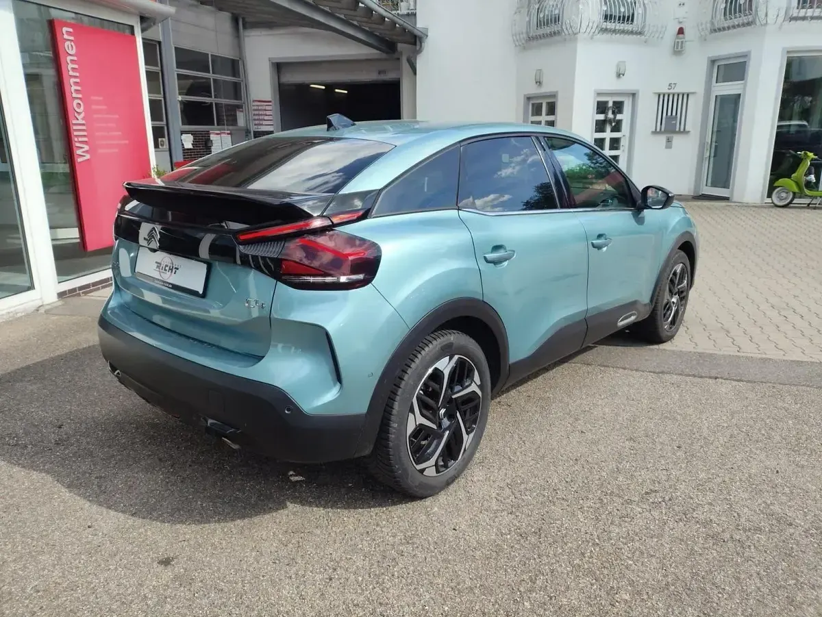 Gebraucht Citroën C4 131 PS (96 kW) 2024 Blau SUV