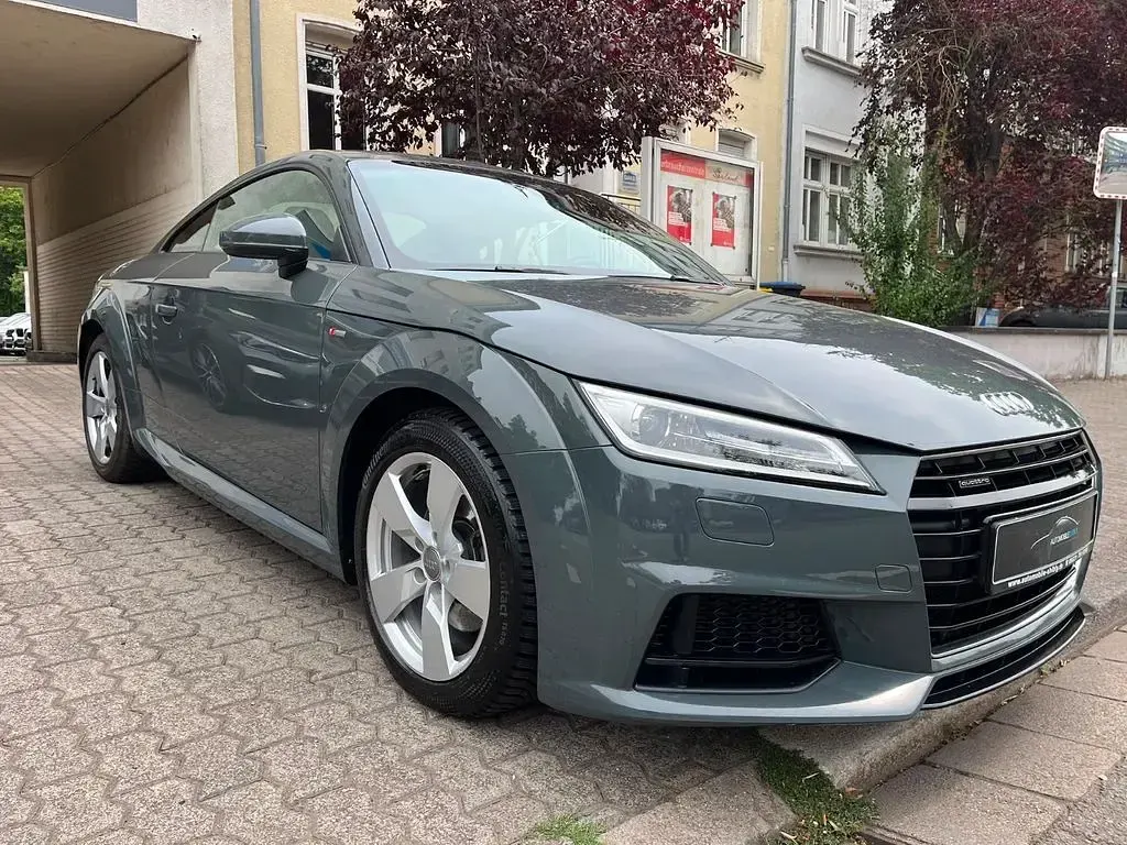 Gebraucht Audi TT S-Line 230 PS (169 kW) 2015 Grau Coupé