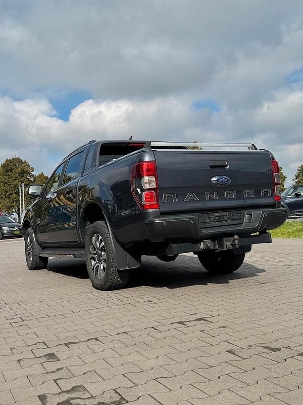 Gebraucht Ford Ranger 213 PS (156 kW) 2021 Grau Pickup