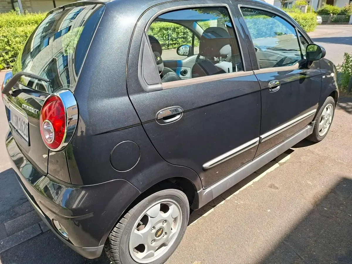 Gebraucht Chevrolet Matiz 67 PS (49 kW) 2010 Schwarz Kleinwagen