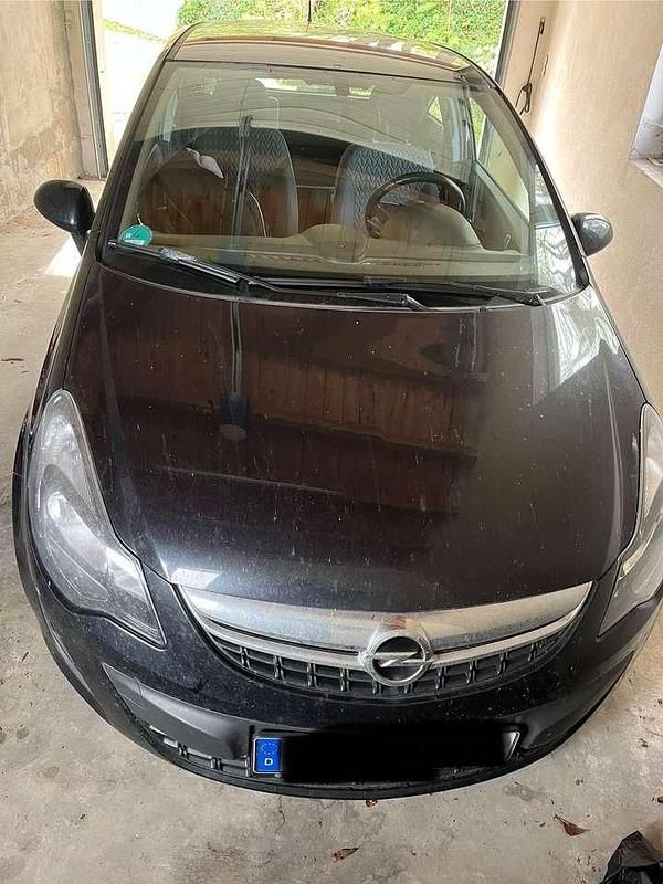 Gebraucht Opel Corsa Active 87 PS (63 kW) 2013 Schwarz Limousine
