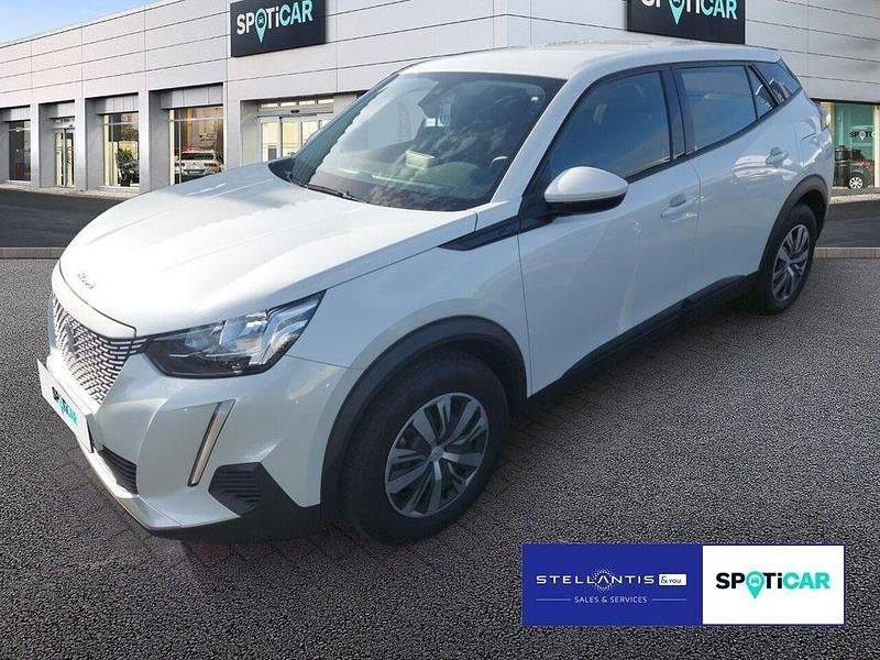 Gebraucht Peugeot e-2008 Active 100 kW (136 PS) 2021 Weiß SUV