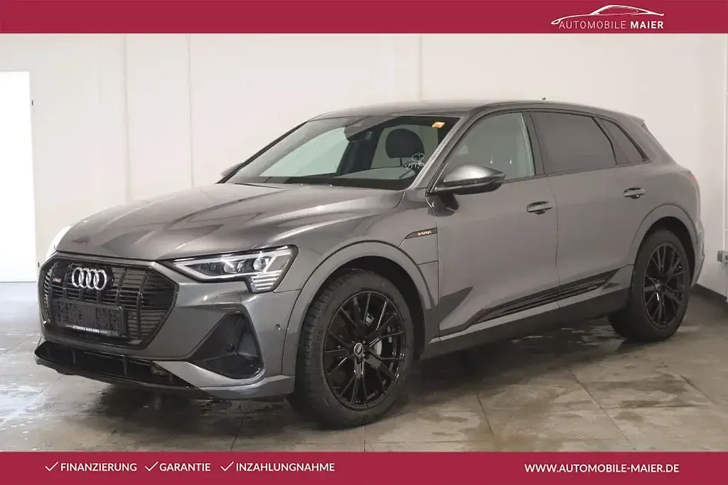 Gebraucht Audi e-tron S-Line 300 kW (408 PS) 2023 Daytonagrau perleffekt SUV