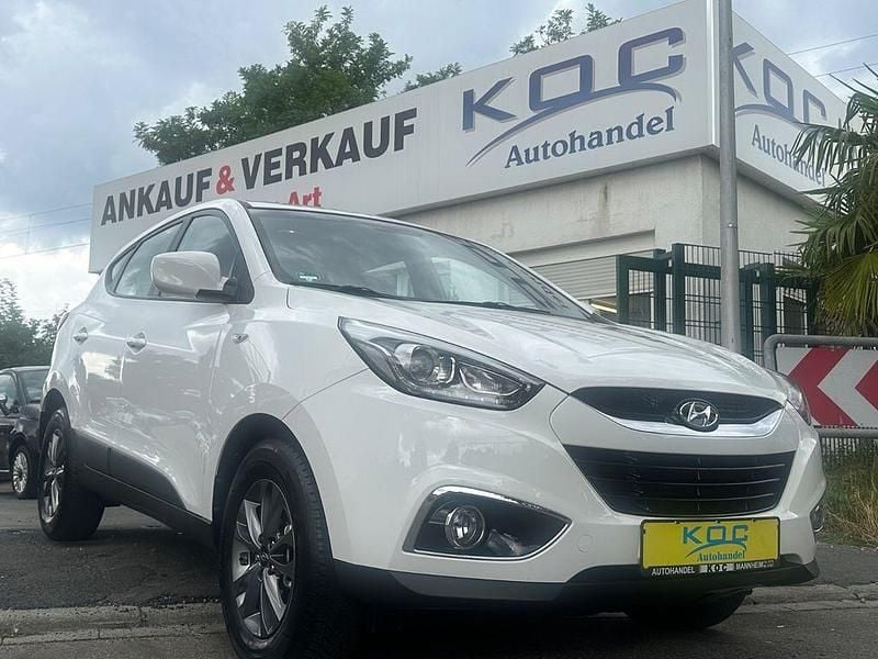 Creamy white Gebraucht 2015 Hyundai ix35 Edition SUV | 10.900 € (Guter Preis) - Bild 1/4
