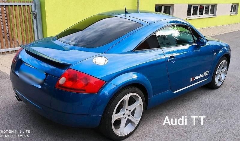 Second-hand Audi TT 180 CP (132 kW) 1999 Albastru Coupe