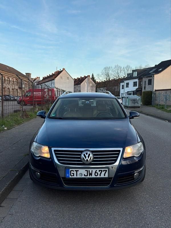 Gebraucht VW Passat 140 PS (102 kW) 2007 Blau Kombi
