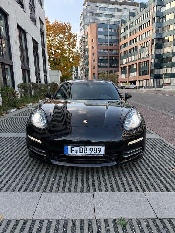 Schwarz Gebraucht 2014 Porsche Panamera 4 Sport Limousine | 30.000 € - Bild 1/4