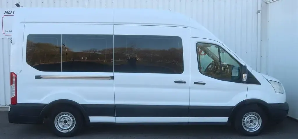 Gebraucht Ford Transit Trend 125 PS (91 kW) 2016 Weiß Van / Kleinbus
