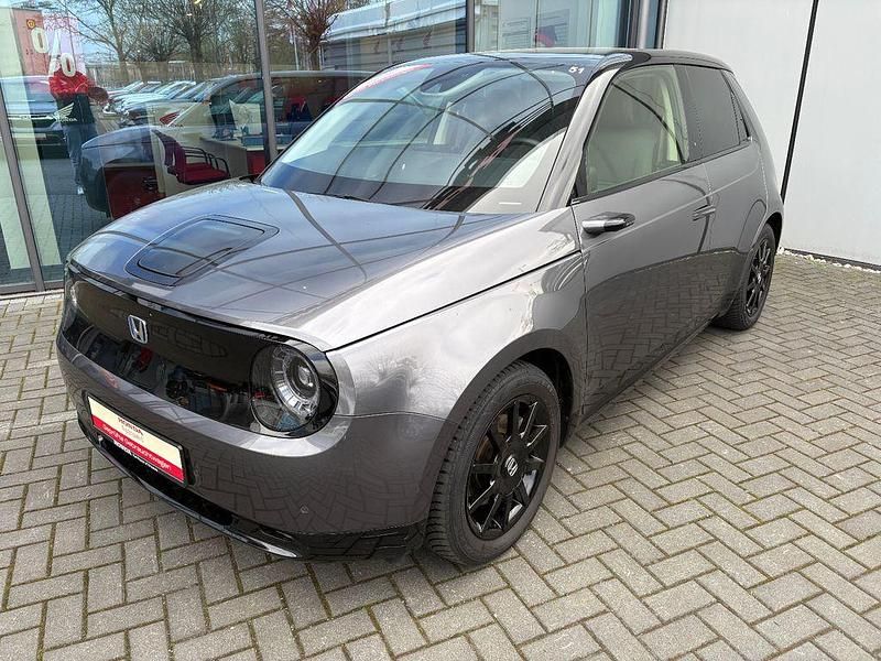 Käytetty Honda e 100 kW (136 HP) 2022 Modern steel m. Viistoperä