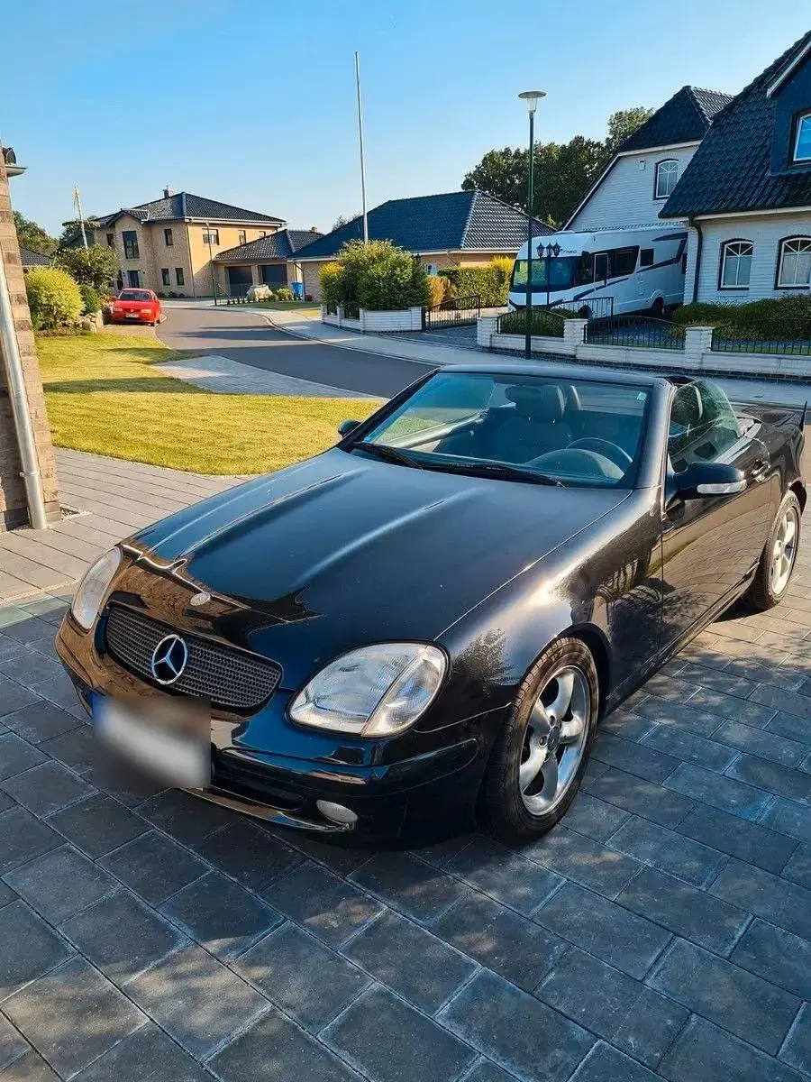Gebraucht Mercedes SLK200 163 PS (119 kW) 2001 Schwarz Cabrio